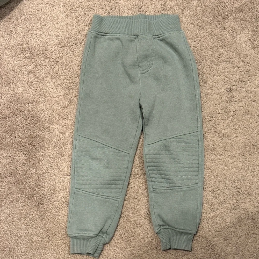 Disney The Lion King 2 Piece Toddler Outfit Size 3T - Picture 3 of 5